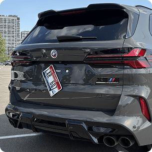 BMW X5 M with a frameless plate
